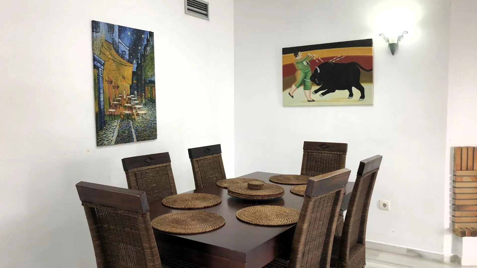 Apartamentos y casas SERINAMAR- Banús, Marbella 0*,