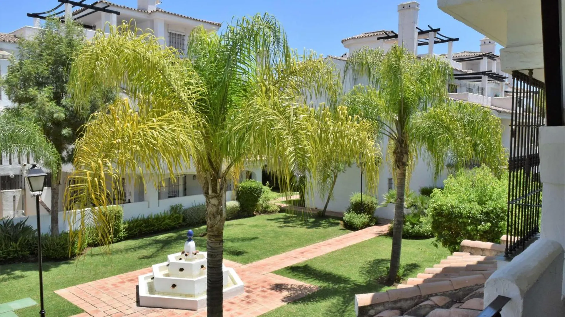 Serinamar- Los Naranjos De Marbella